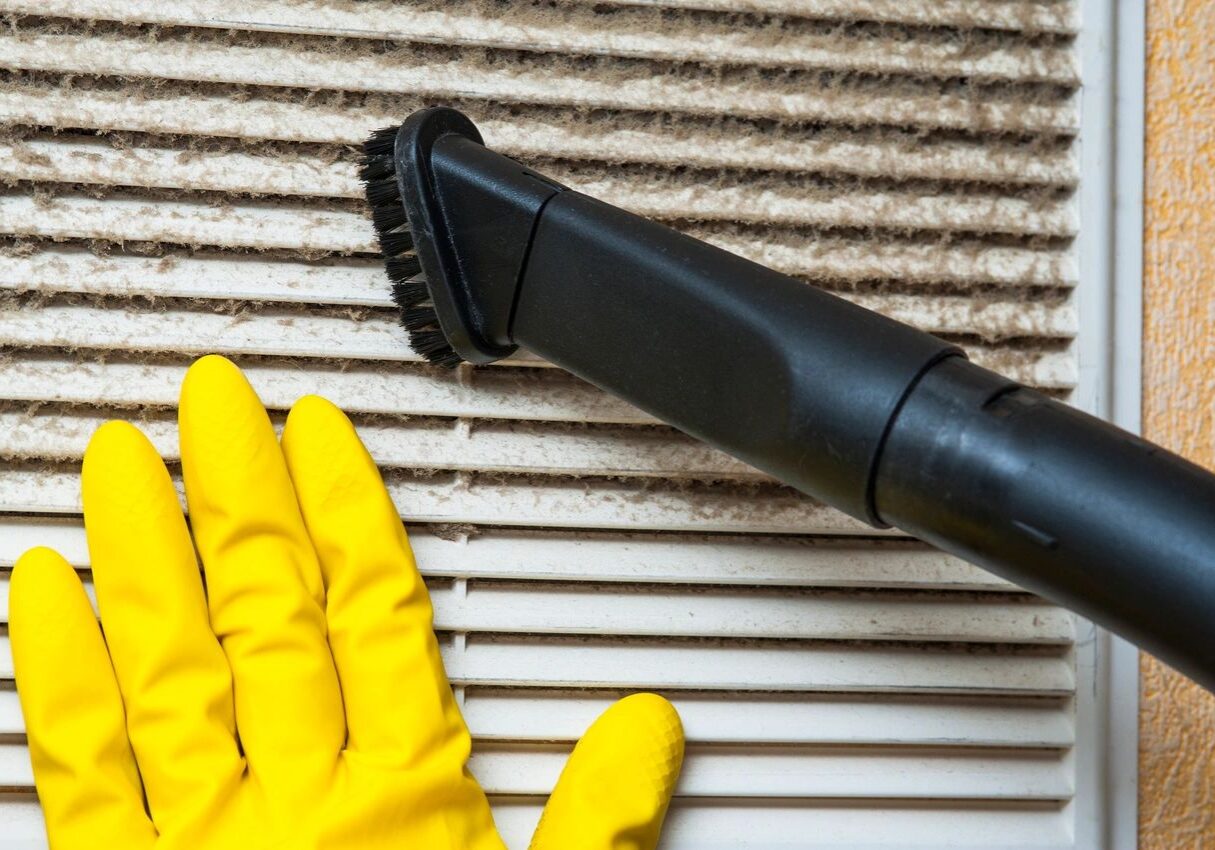 cleaning vent